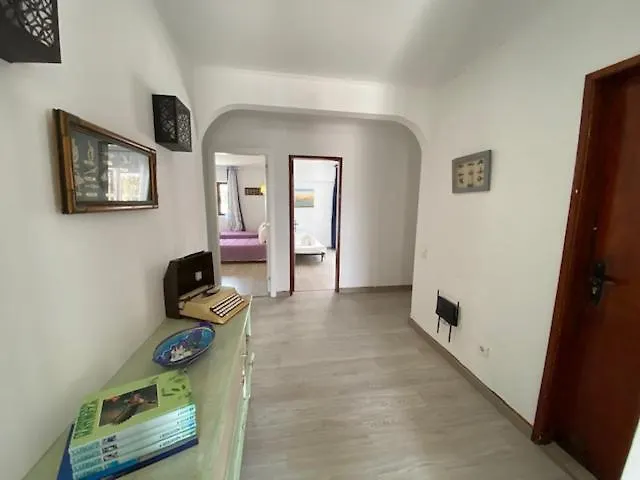 Ubytování v soukromí Guest House Casa Ramos On The Strip Albufeira