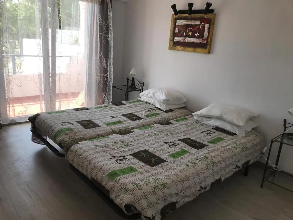 Guest House Casa Ramos On The Strip Albufeira